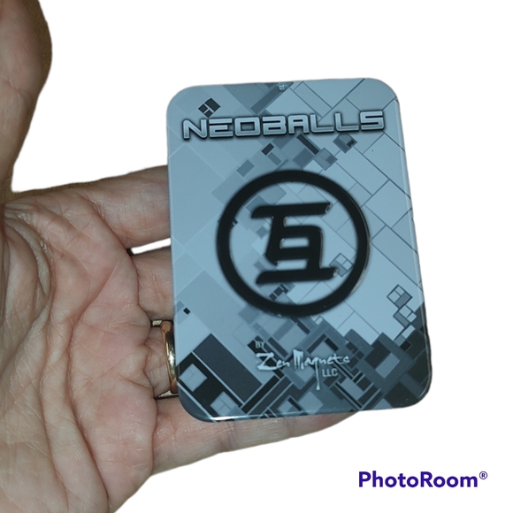 Trendy Little Handheld Metal Case Zen Magnets Neoballs Travel Storage Container - Picture 2 of 5